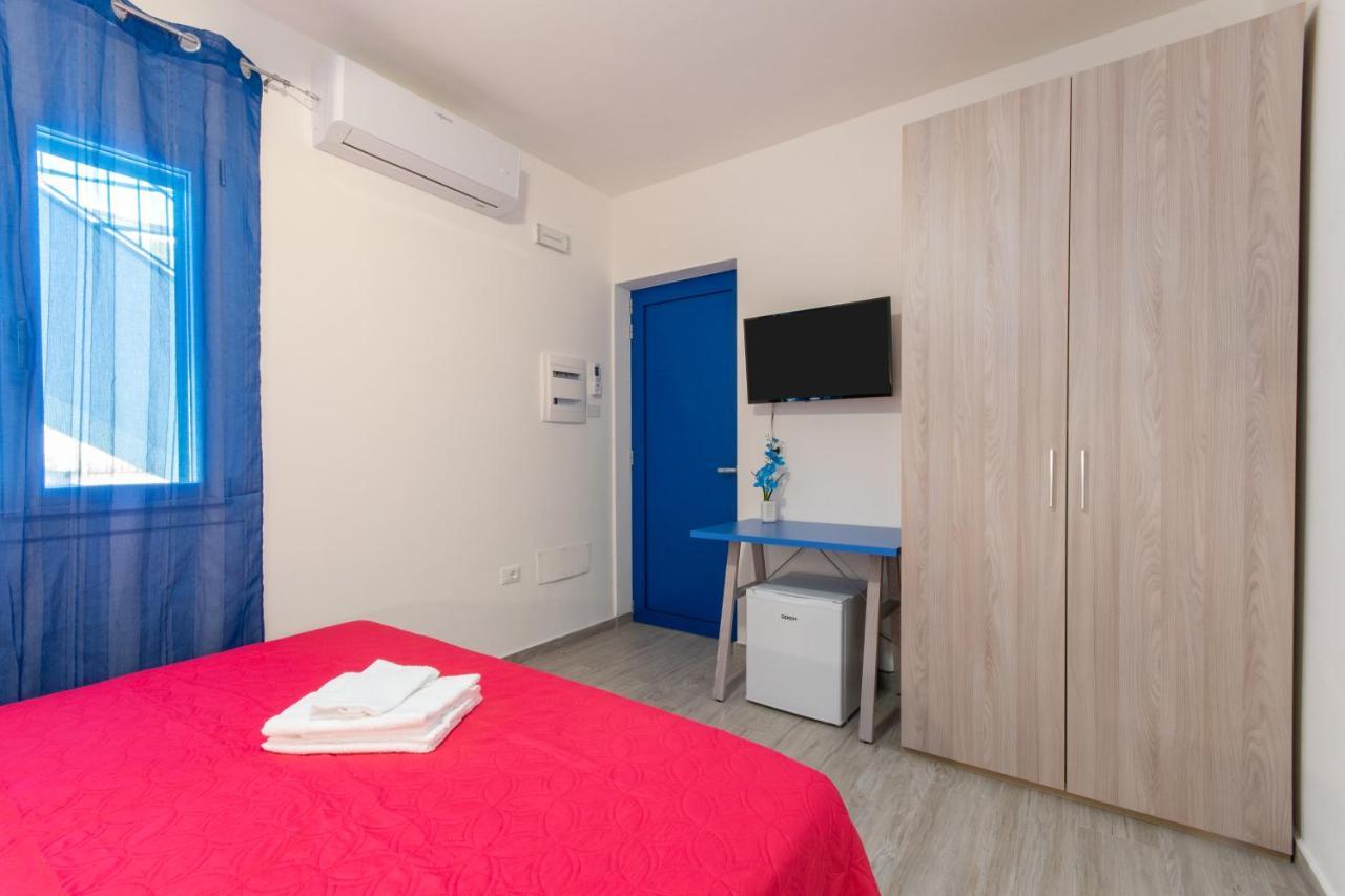 Bed & Blu Ξενοδοχείο La Caletta Εξωτερικό φωτογραφία