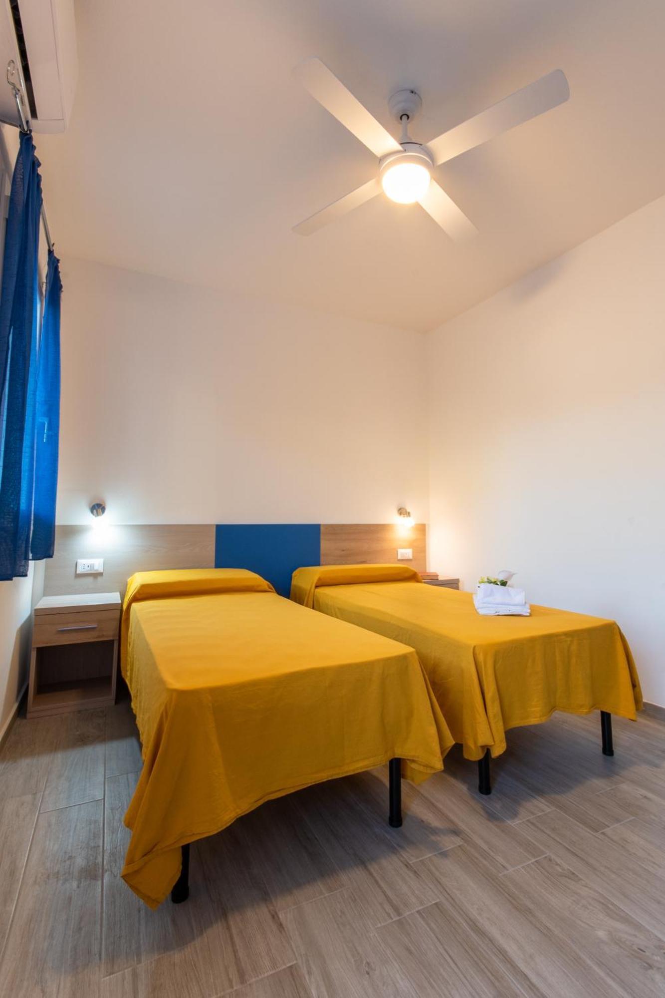 Bed & Blu Ξενοδοχείο La Caletta Εξωτερικό φωτογραφία