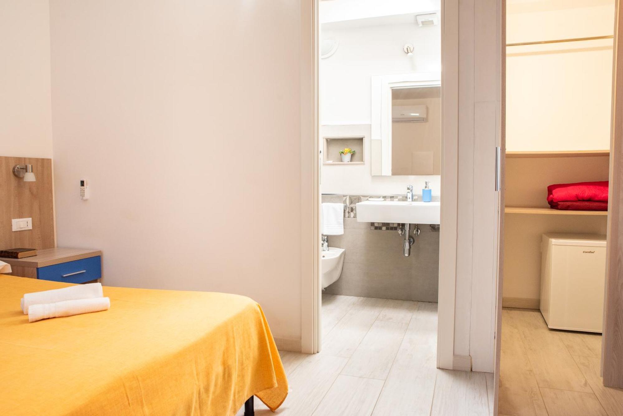 Bed & Blu Ξενοδοχείο La Caletta Εξωτερικό φωτογραφία