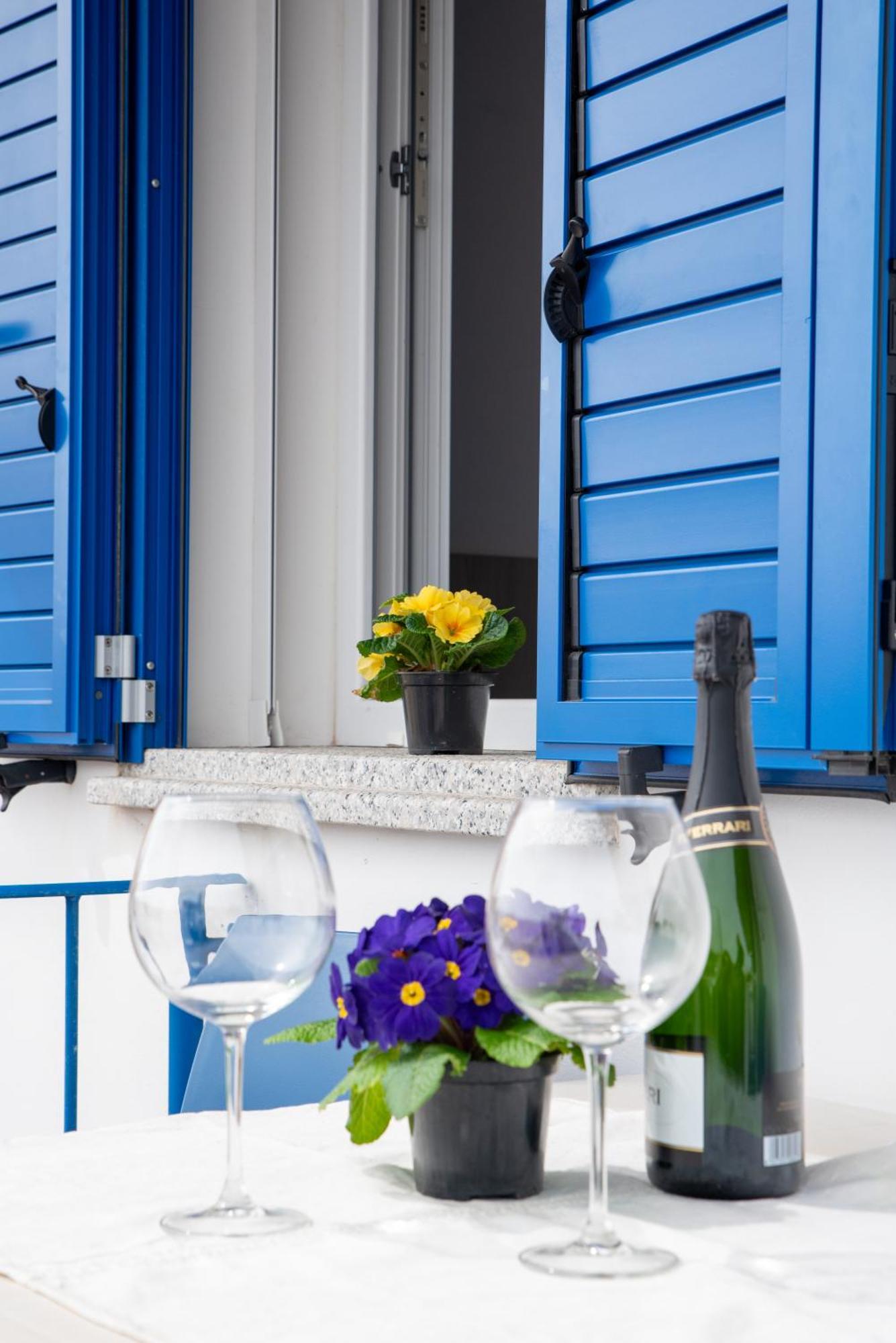 Bed & Blu Ξενοδοχείο La Caletta Εξωτερικό φωτογραφία